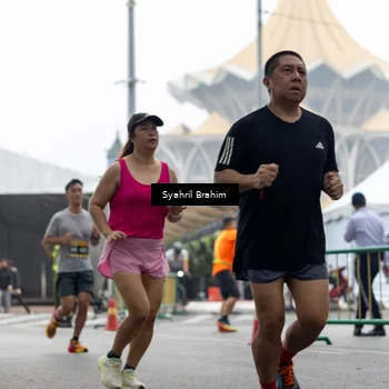 Runner Photo 8556660