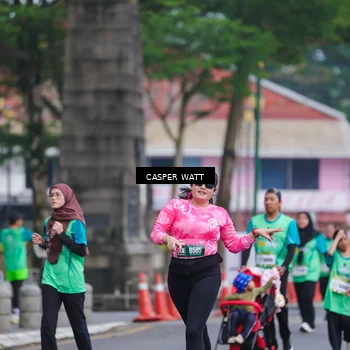 Runner Photo 8556667