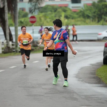Runner Photo 8556679