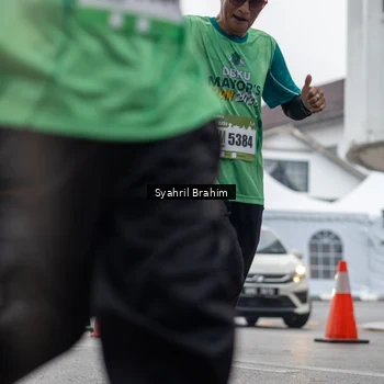 Runner Photo 8556803