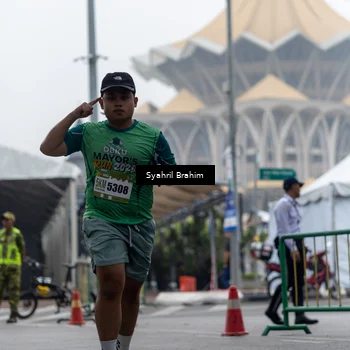 Runner Photo 8556867