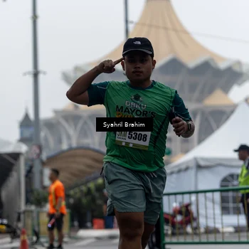 Runner Photo 8556873