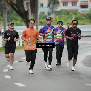 Runner Photo 8556883