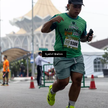Runner Photo 8556897