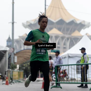 Runner Photo 8556942