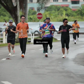 Runner Photo 8556945
