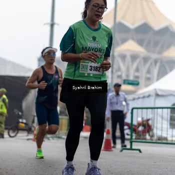 Runner Photo 8557003