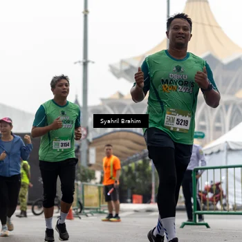 Runner Photo 8557008