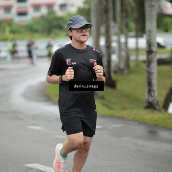 Runner Photo 8557040