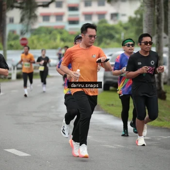 Runner Photo 8557076