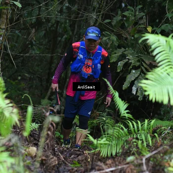 Runner Photo 8557118