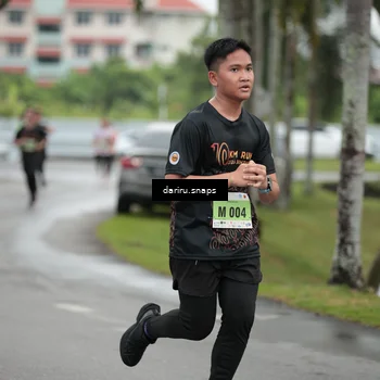 Runner Photo 8557214