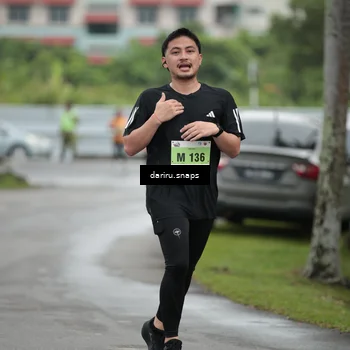 Runner Photo 8557277
