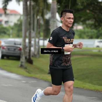 Runner Photo 8557318