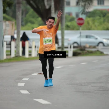 Runner Photo 8557357