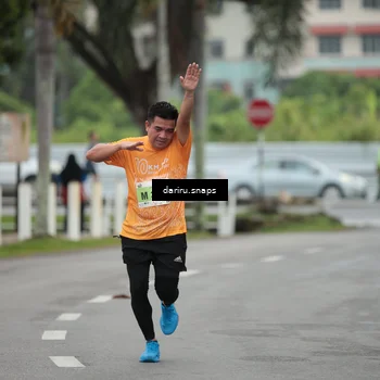 Runner Photo 8557358