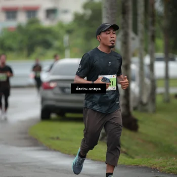 Runner Photo 8557421