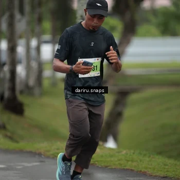 Runner Photo 8557430