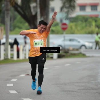 Runner Photo 8557450