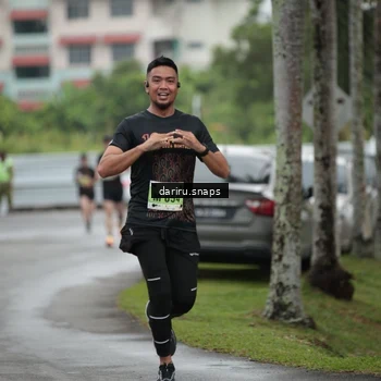 Runner Photo 8557472