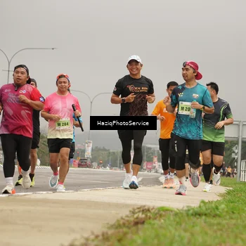Runner Photo 8557505