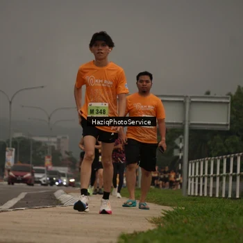 Runner Photo 8557555