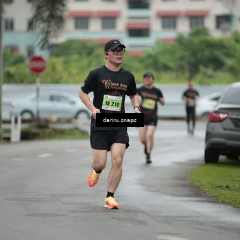 Runner Photo 8557557