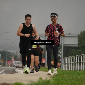 Runner Photo 8557576