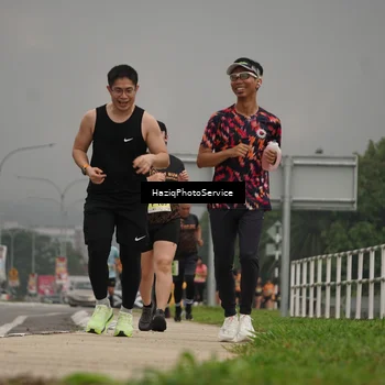 Runner Photo 8557581