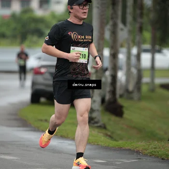 Runner Photo 8557589