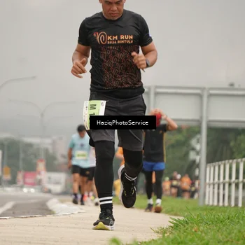 Runner Photo 8557596