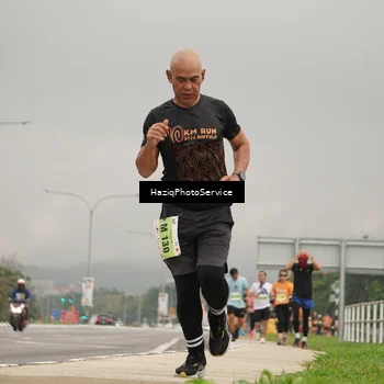 Runner Photo 8557617