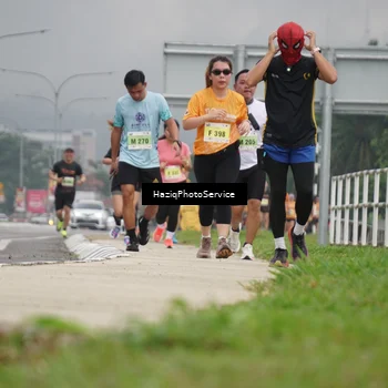 Runner Photo 8557636