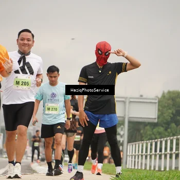Runner Photo 8557655