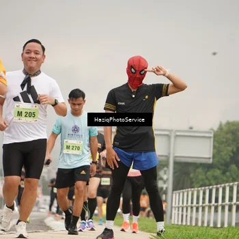 Runner Photo 8557664