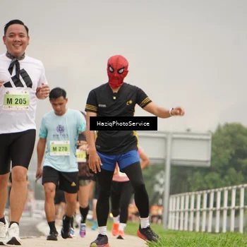 Runner Photo 8557668