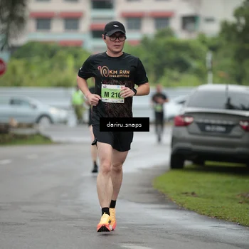 Runner Photo 8557682