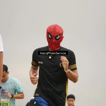 Runner Photo 8557699
