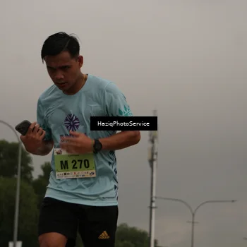 Runner Photo 8557718