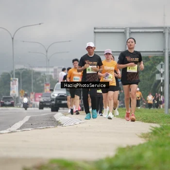 Runner Photo 8557769