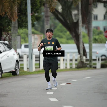 Runner Photo 8557788