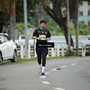 Runner Photo 8557789