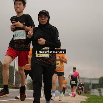 Runner Photo 8557852