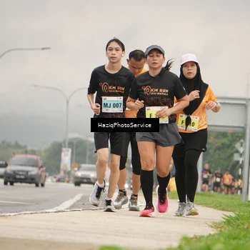 Runner Photo 8557858