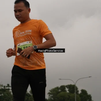 Runner Photo 8557882