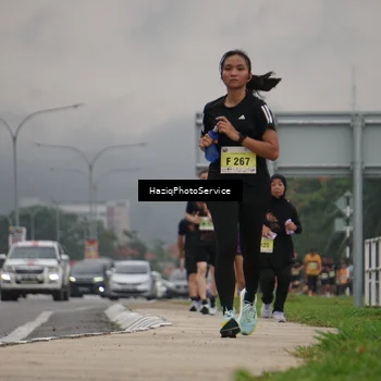 Runner Photo 8557927