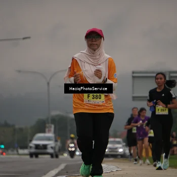 Runner Photo 8557929