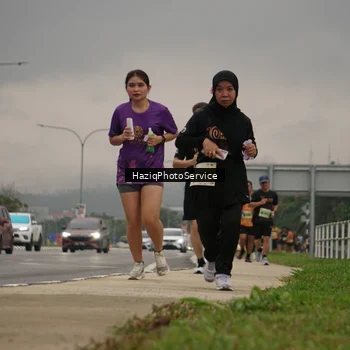 Runner Photo 8558000
