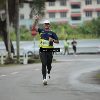 Runner Photo 8558003