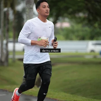 Runner Photo 8558004
